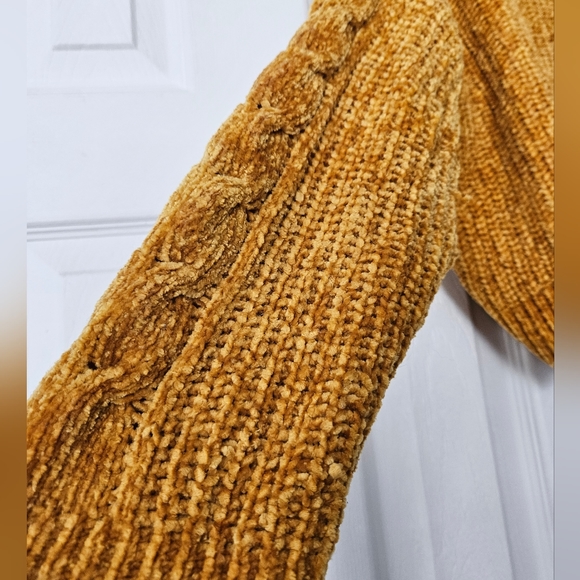 Yellow crop knitted sweater - Picture 3 of 4